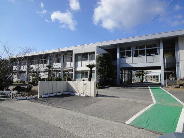 中学校　鳴門中学校（中学校）まで1000m