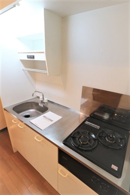 キッチン　ガスコンロ２口付き