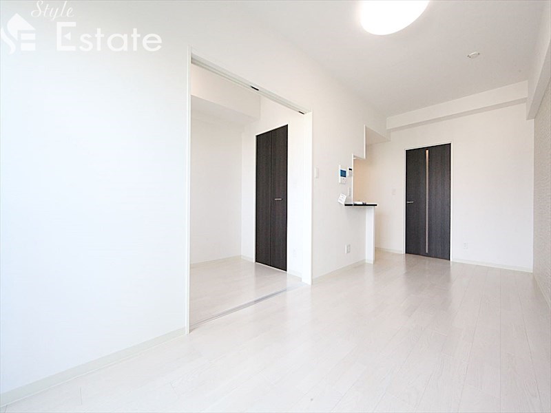 居室・リビング　内装