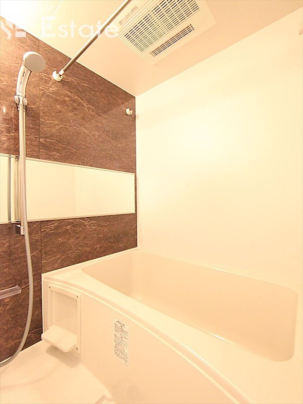 バス・シャワールーム　バスルーム