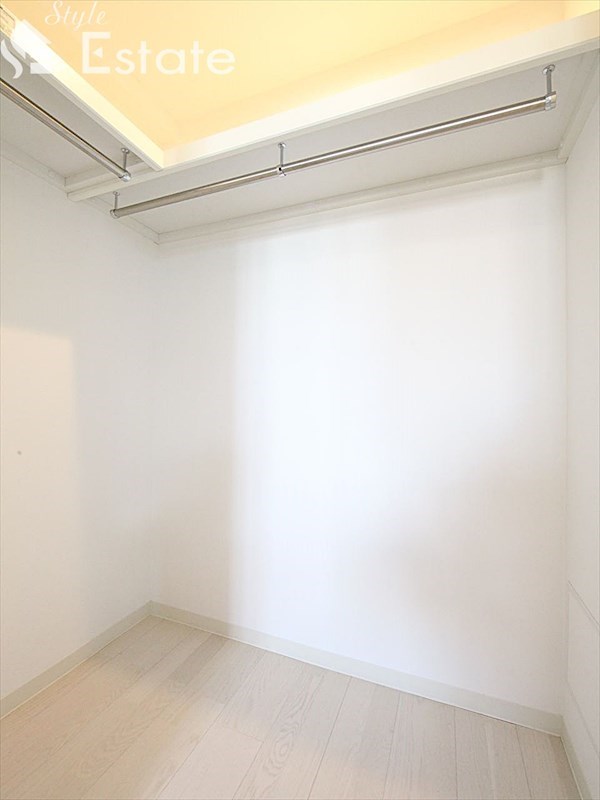 収納　ウォークインクローゼット