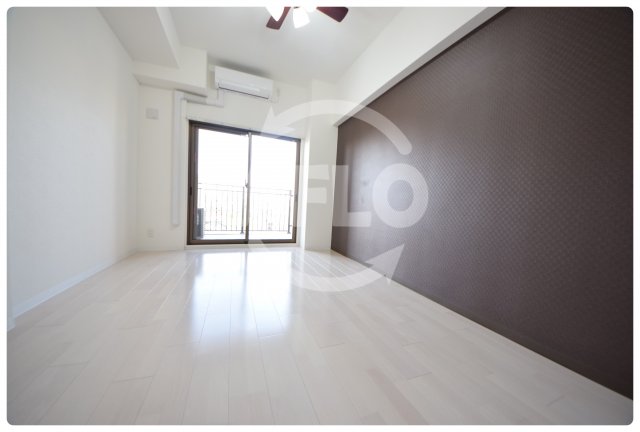 居室・リビング　Luxe今里II　洋室