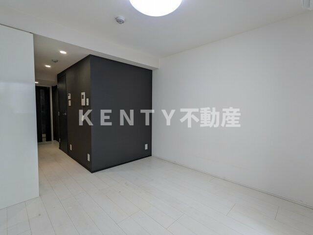 その他部屋・スペース　広くて明るい寝室