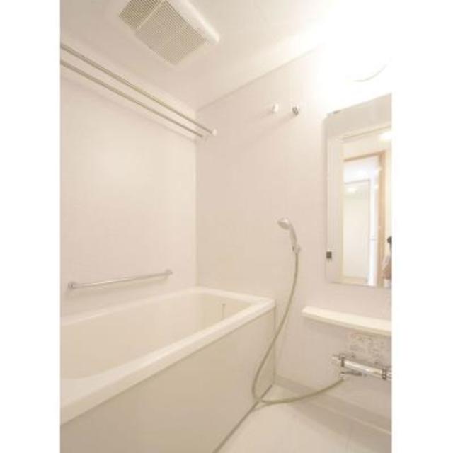 バス・シャワールーム　※写真は同タイプ住戸です。