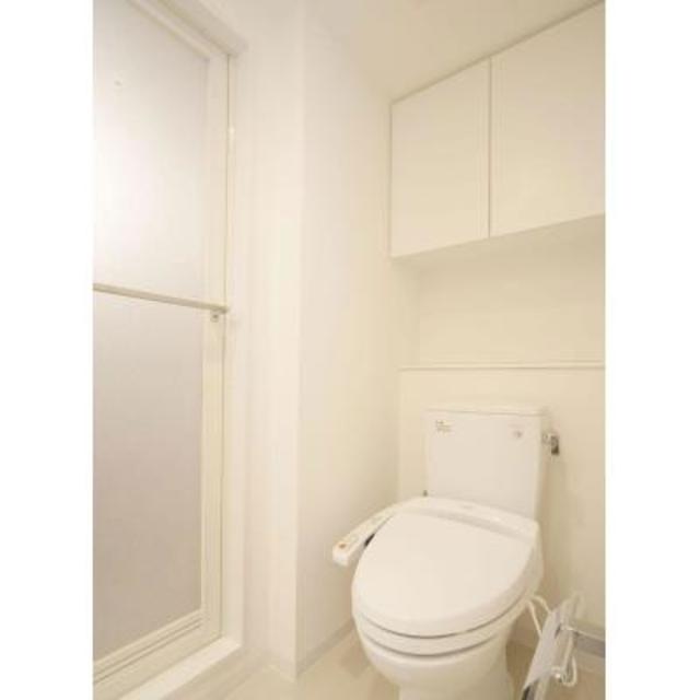 トイレ　※写真は同タイプ住戸です。