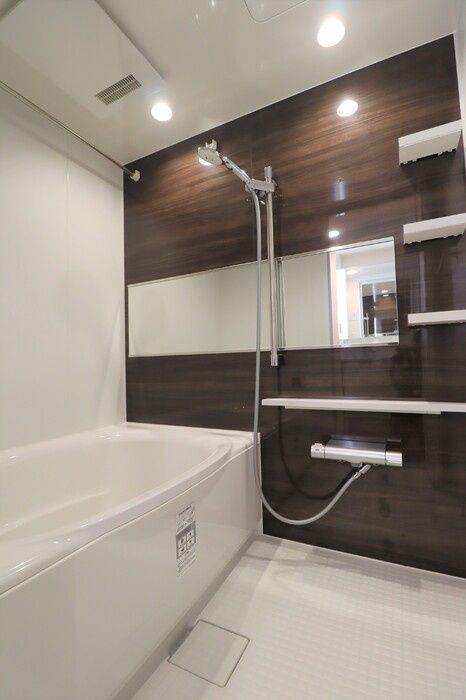 バス・シャワールーム　☆ゆったりくつろげるお風呂☆