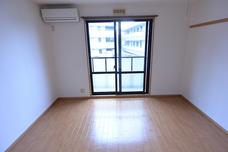 その他部屋・スペース　ベットでぐっすり