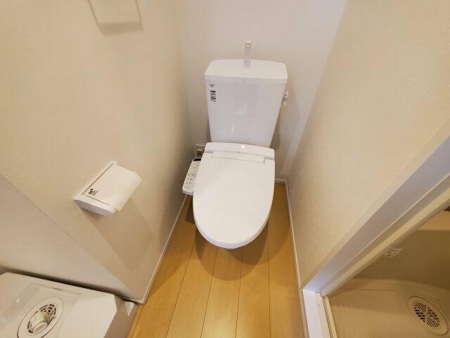 トイレ　※参考写真