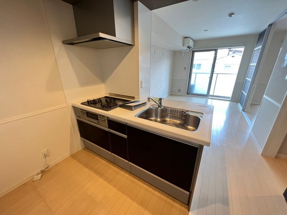 キッチン　※別部屋の写真です