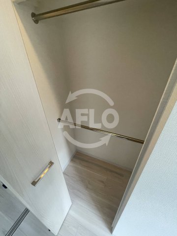 収納　アーバネックス京町堀　クローゼット