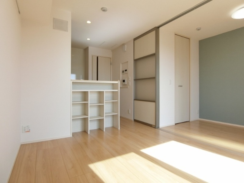 居室・リビング　図面と現状に相違がある場合には現状を優先