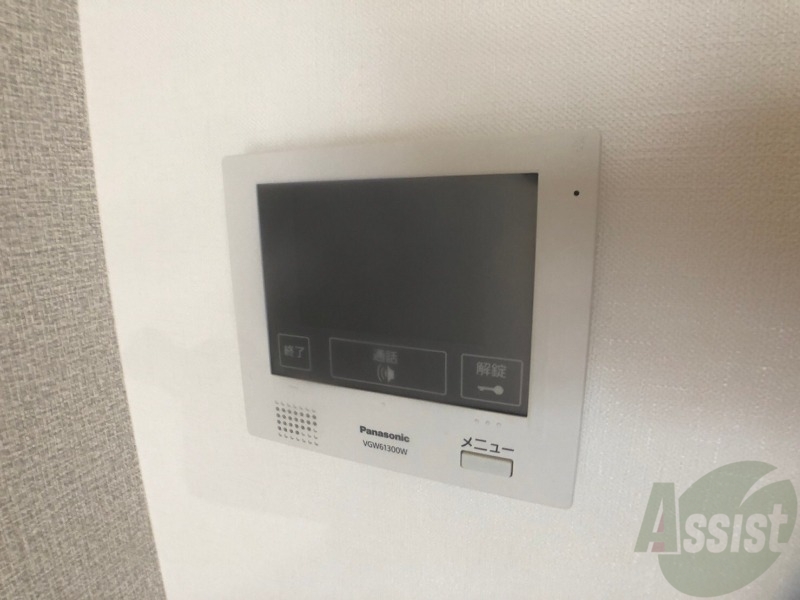 セキュリティ　ＴＶモニター付インターホンです。来客者の顔が見えるので安心！