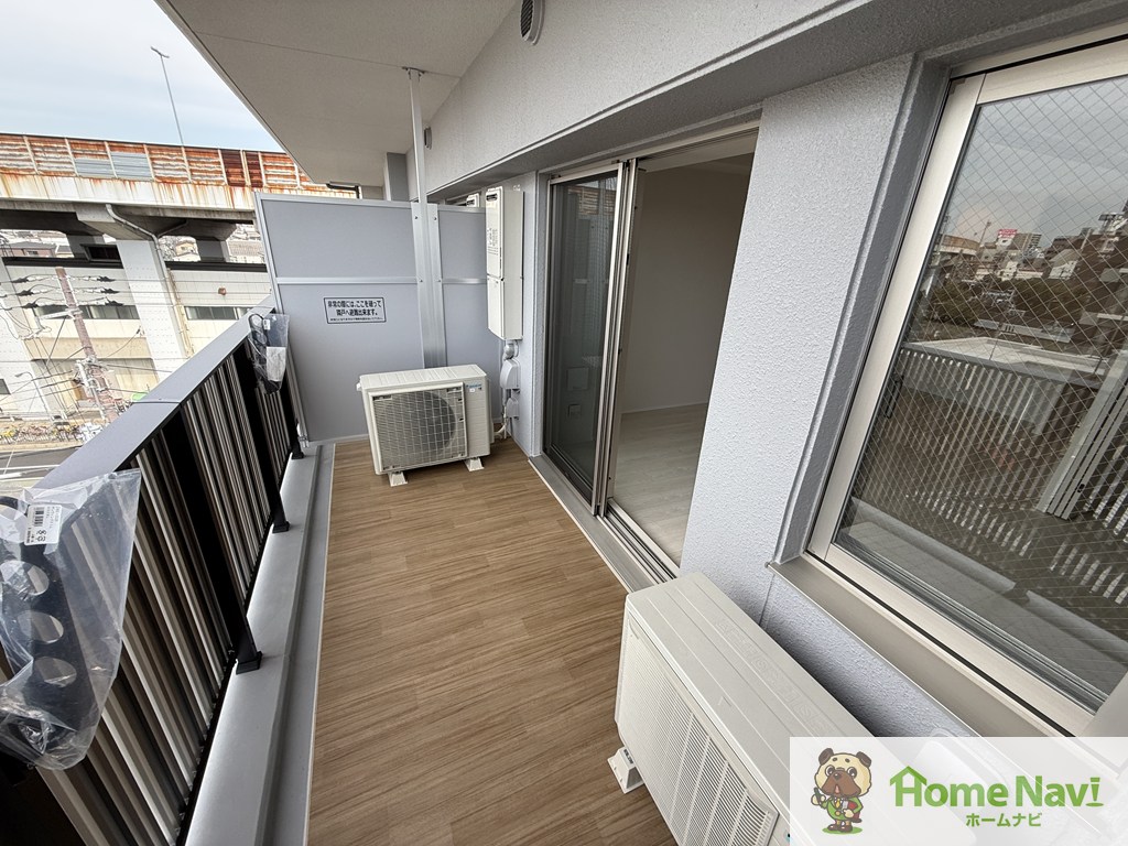 バルコニー　西向きです。