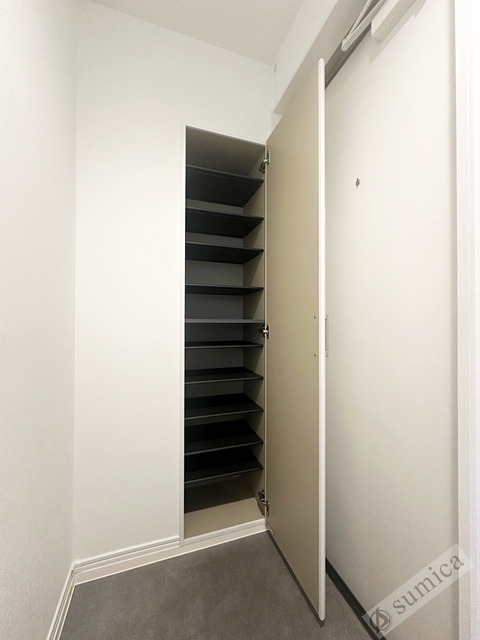 玄関　たくさんの靴を収納できるシューズボックス♪♪