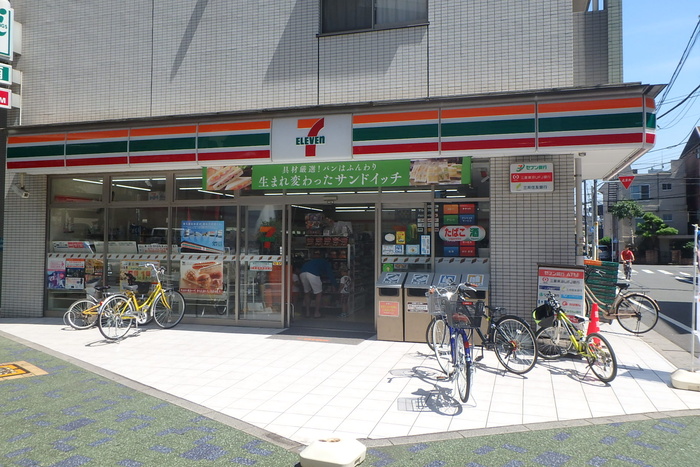 コンビニ　セブンイレブン板橋２丁目店（コンビニ）まで277m