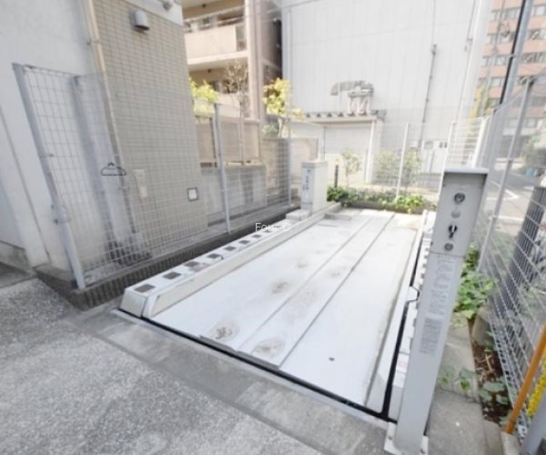 駐車場　★見学予約受付中★