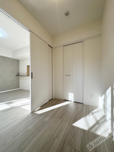 その他部屋・スペース　ウォークインクローゼットにたっぷりと収納可能です♪♪