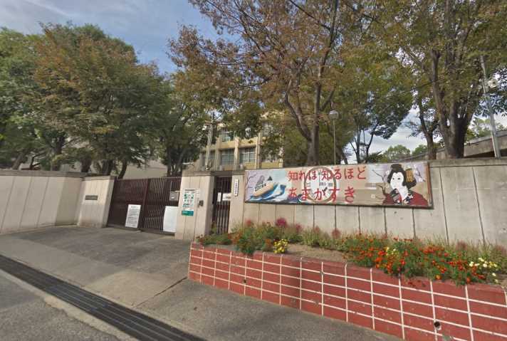 中学校　尼崎市立中学校武庫東中学校（中学校）まで343m