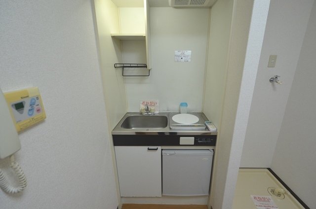 キッチン　壁付けキッチンでスペースを有効活用できます！