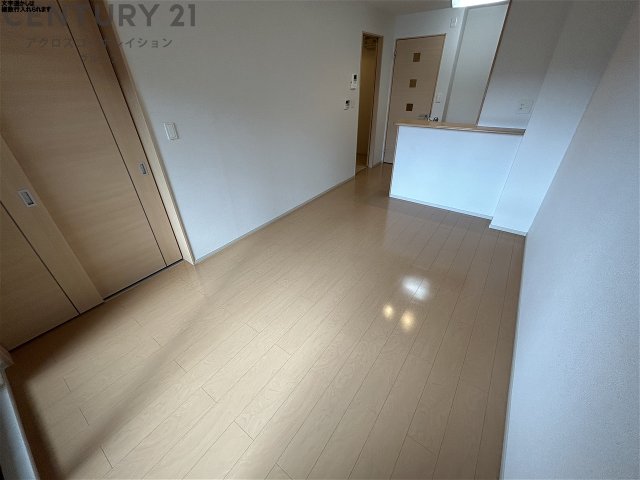 居室・リビング　エアコン付きで快適に過ごせます♪