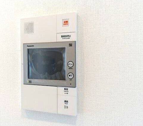 バルコニー　浴室乾燥機完備