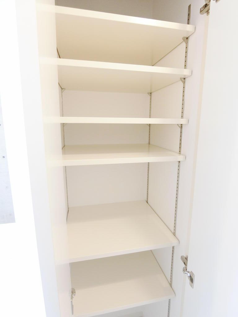 収納　シューズボックス