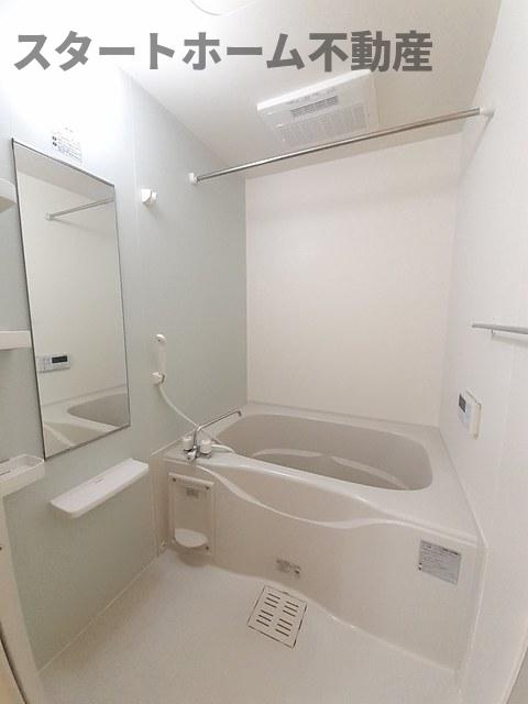 バス・シャワールーム　日々の疲れを癒すお風呂付です