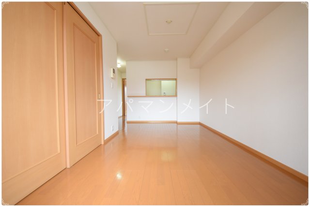 居室・リビング　居間です