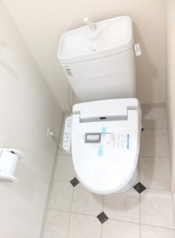 トイレ　別号室参考写真