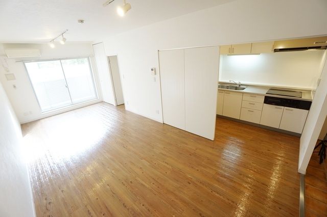 居室・リビング　※別部屋参考