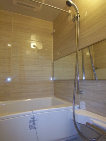バス・シャワールーム　バス