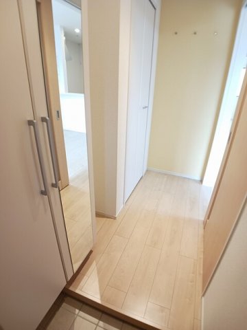 玄関　落ち着いた玄関です