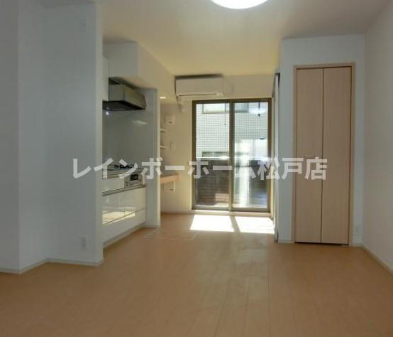 居室・リビング　ゆったりとした居間です