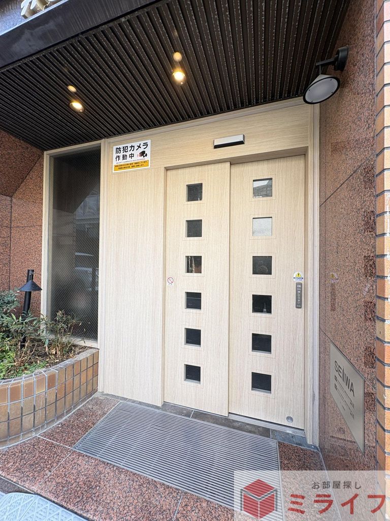 エントランス　エントランス