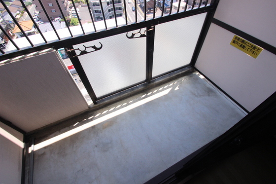 バルコニー　※別部屋の写真です