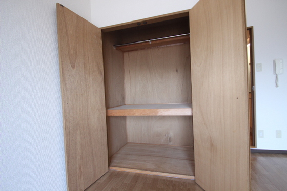 収納　※別部屋の写真です