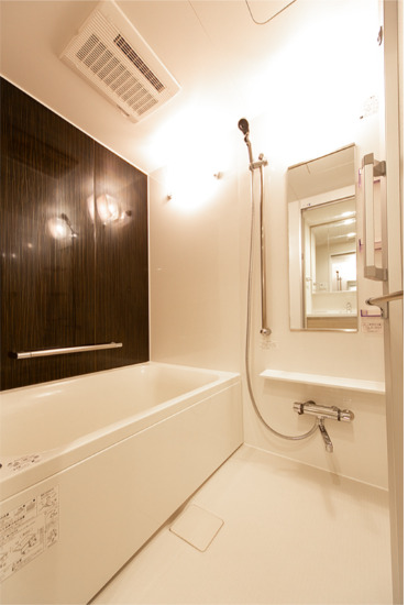 バス・シャワールーム