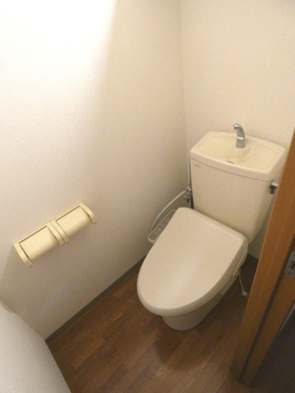 トイレ　図面と現状に相違がある場合には現状を優先