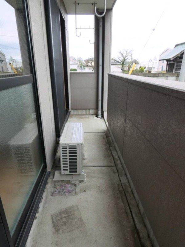 バルコニー　図面と現状に相違がある場合には現状を優先