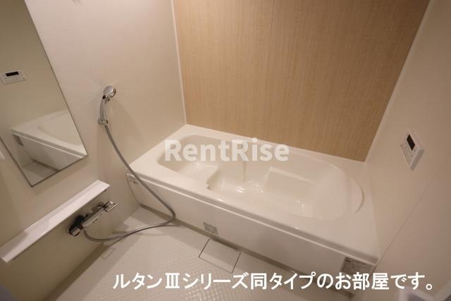 バス・シャワールーム　バス