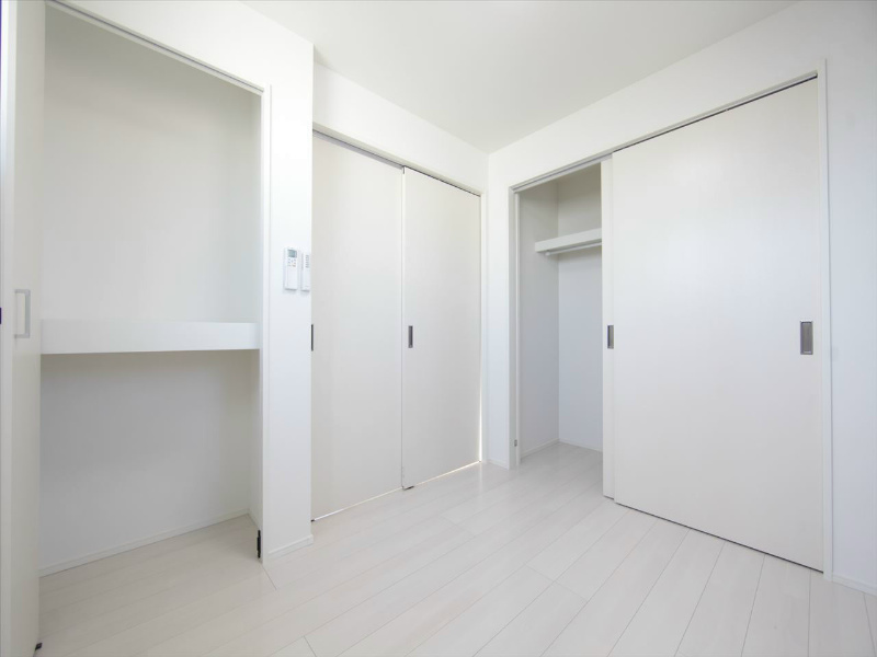 その他部屋・スペース　洋室3.9帖　エアコン付　クローゼット付（収納充実してます）