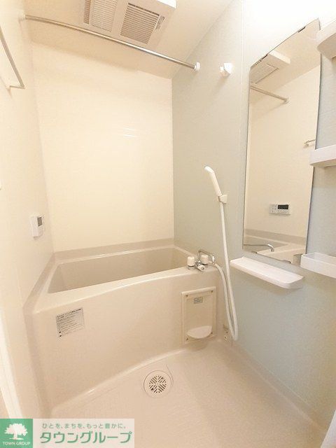 バス・シャワールーム