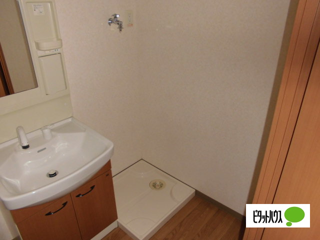 洗面設備　洗髪洗面化粧台