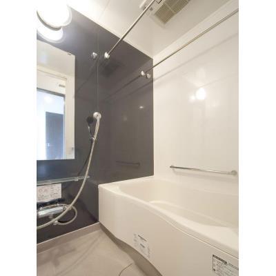 バス・シャワールーム　※別部屋の参考写真です。