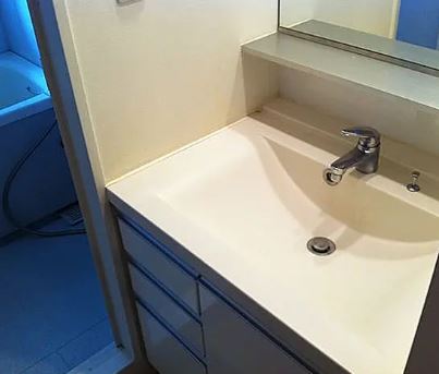 洗面設備　※別部屋の参考写真です。