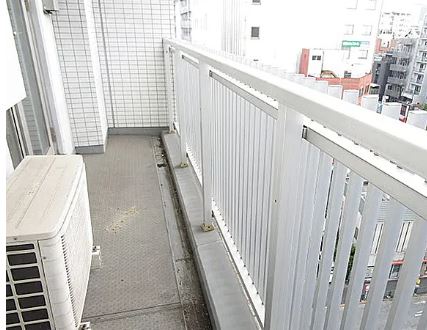 バルコニー　※別部屋の参考写真です。