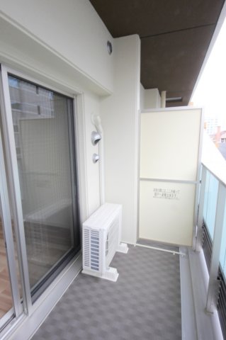 バルコニー　スプランディッド淀屋橋DUE（ドューエ）