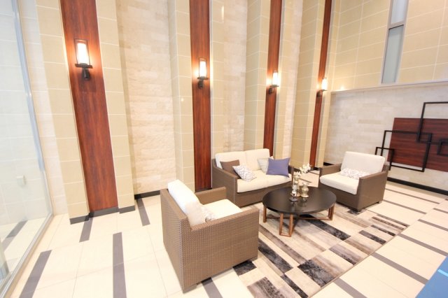 エントランス　スプランディッド淀屋橋DUE（ドューエ）