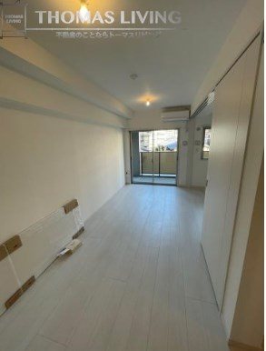 居室・リビング　現在建築中の為参考写真となります。床の色等異なる場合がありま