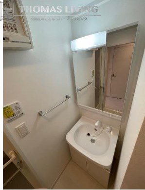 洗面設備　現在建築中の為参考写真となります。床の色等異なる場合がありま